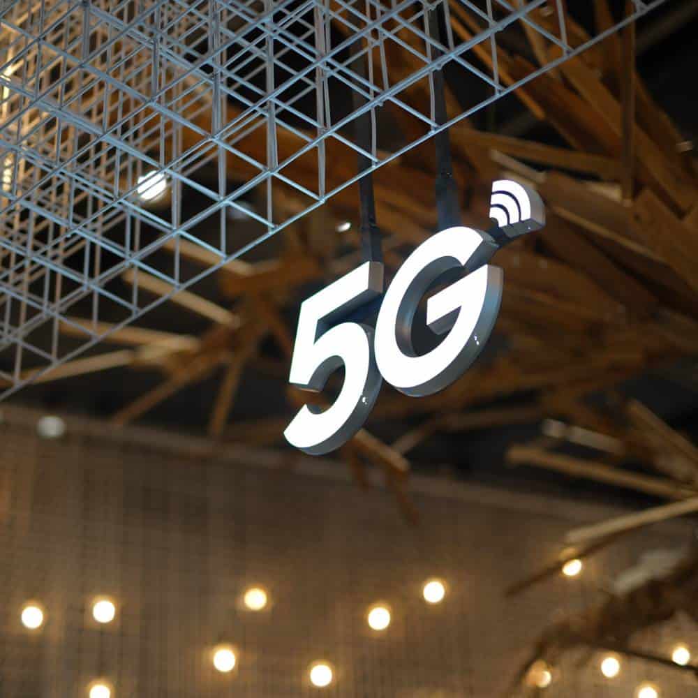 big 5g symbol hanging of the ceiling