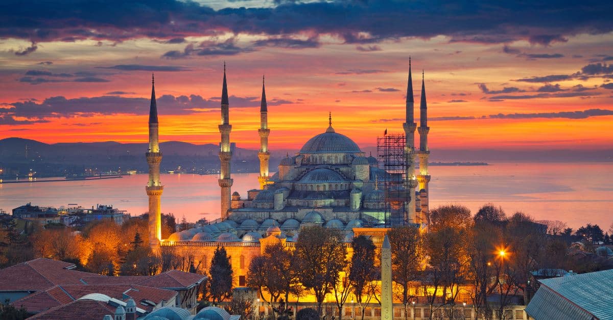 best places to visit in april istanbul turkey